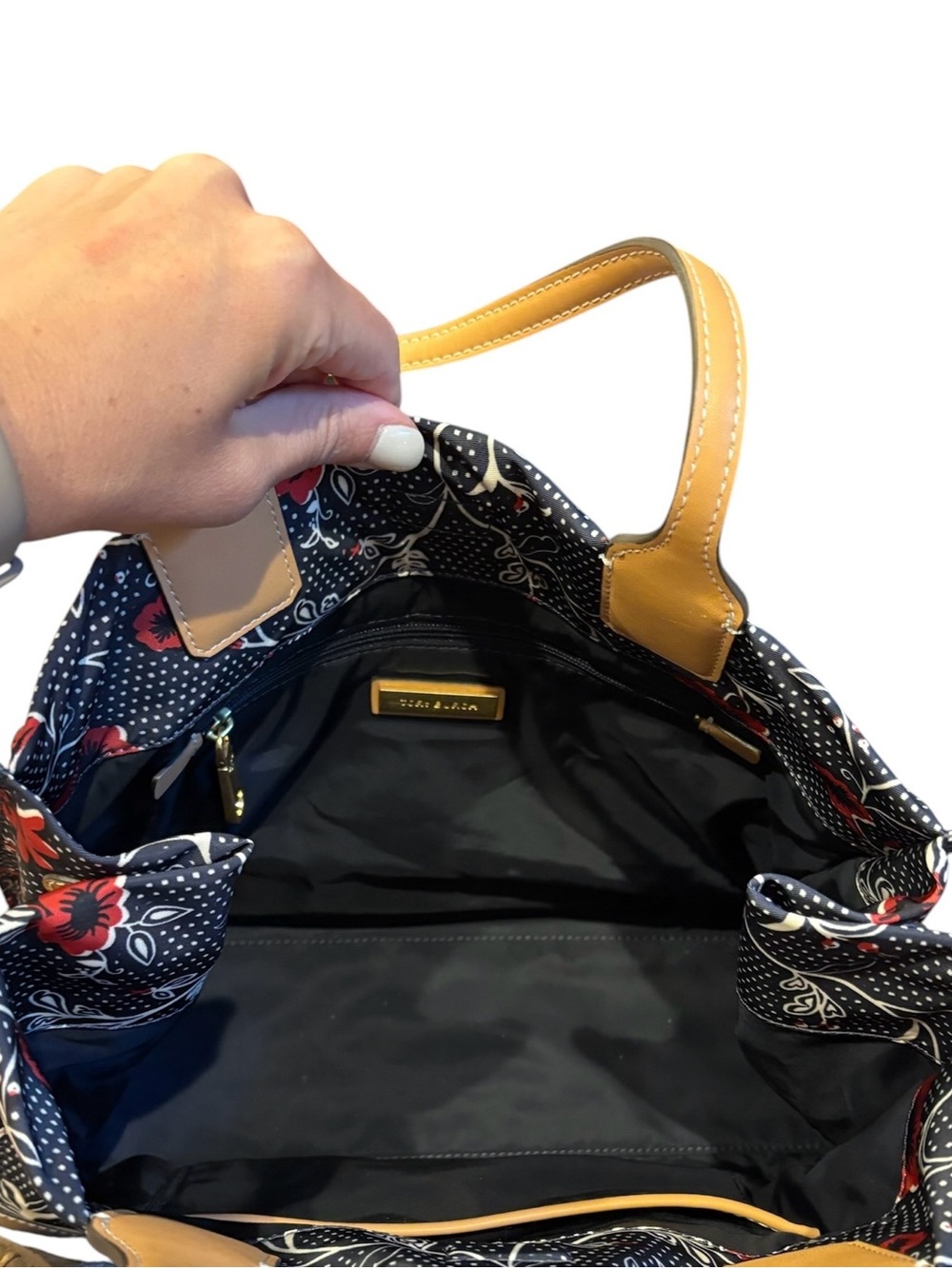 TORY BURCH Ella Tote Bag Purse Nylon Navy and Red Floral - Picture 11 of 13